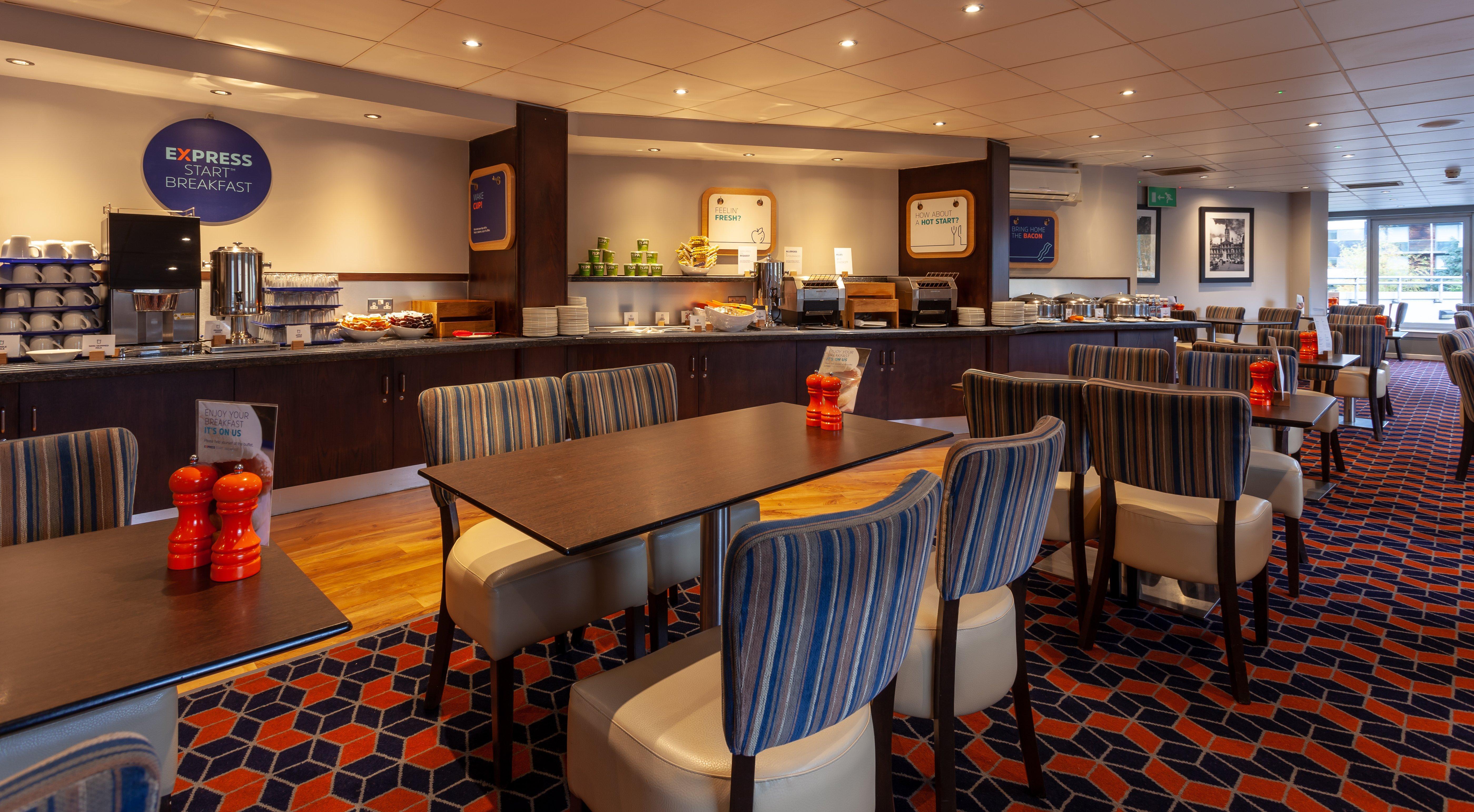 Holiday Inn Express - Glasgow - City Ctr Theatreland By Ihg Extérieur photo